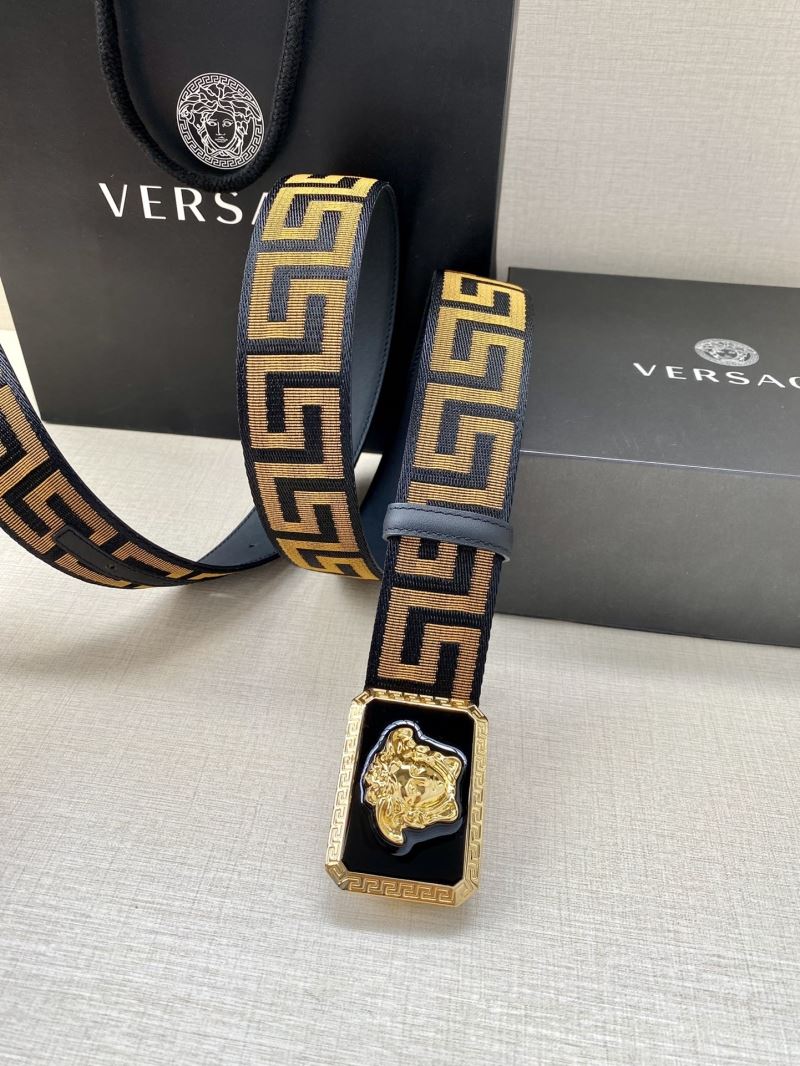 VERSACE